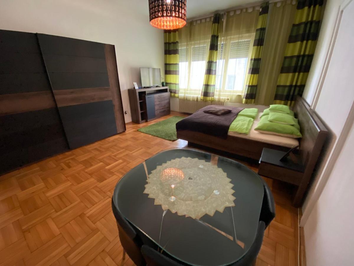 Monolit Budapest Center Guesthouse Extérieur photo