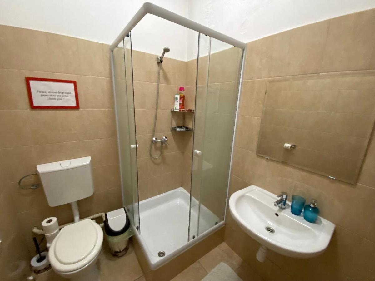 Monolit Budapest Center Guesthouse Extérieur photo