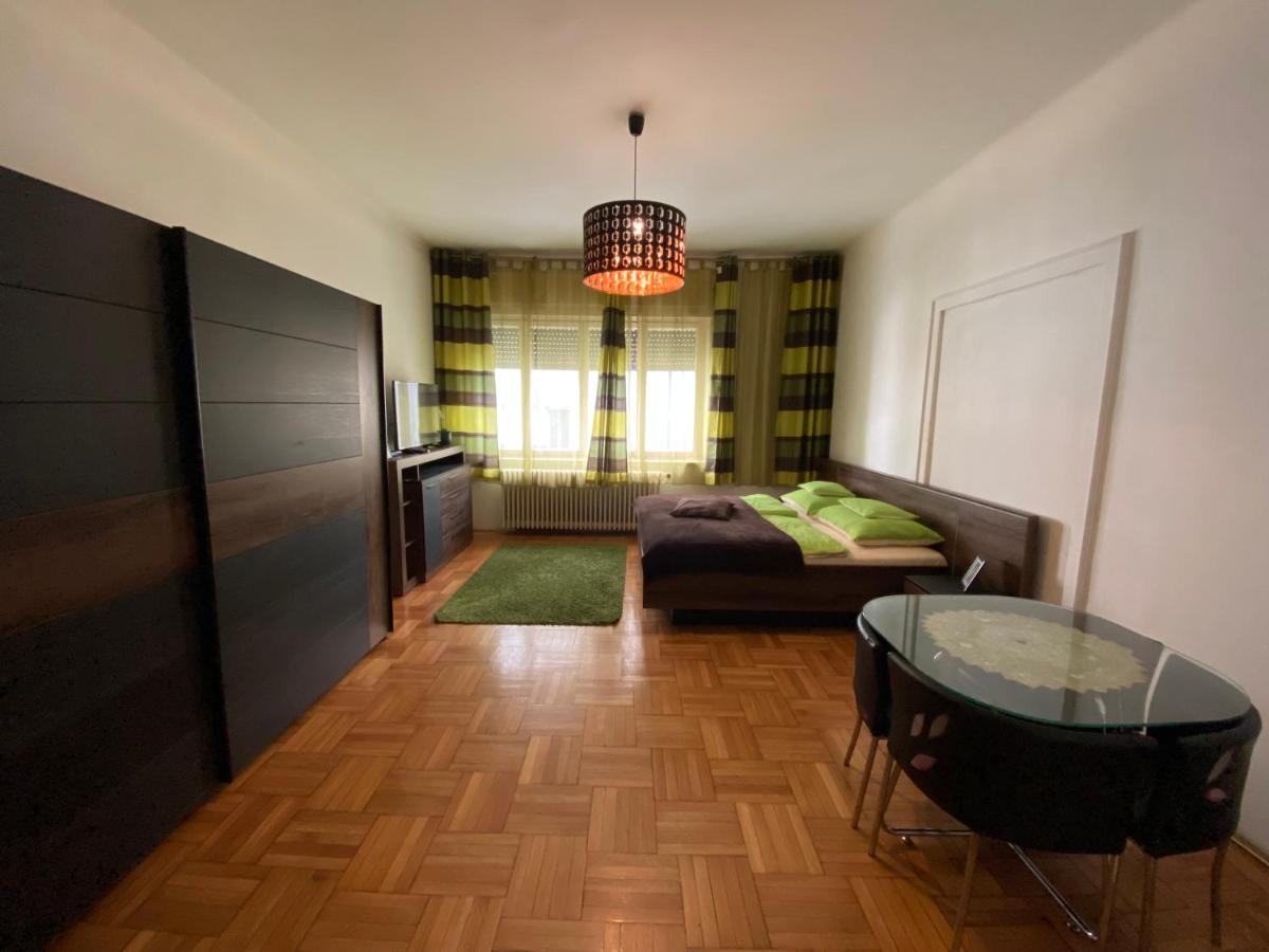 Monolit Budapest Center Guesthouse Extérieur photo