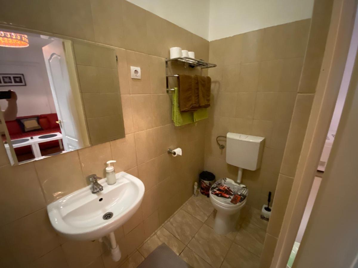 Monolit Budapest Center Guesthouse Extérieur photo